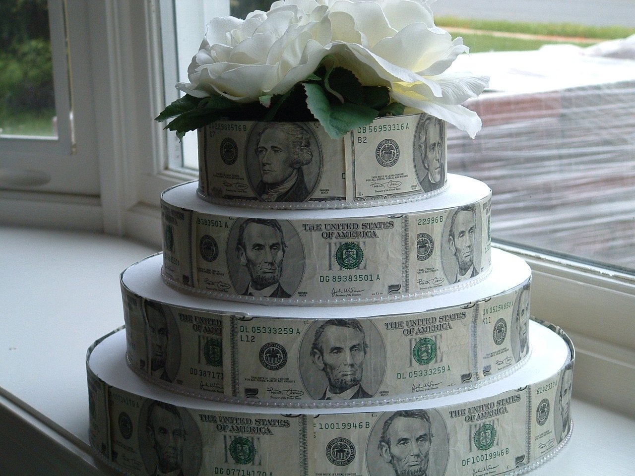 money-cake1.jpg
